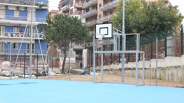 Scendi in campo